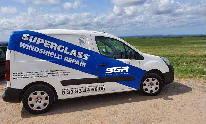 Windscreen repair in Tyneside and surrounding areas and surrounding areas by the professional - SGR